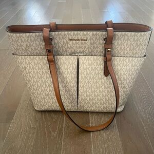 Michael Kors Signature Logo Tote with matching wallet